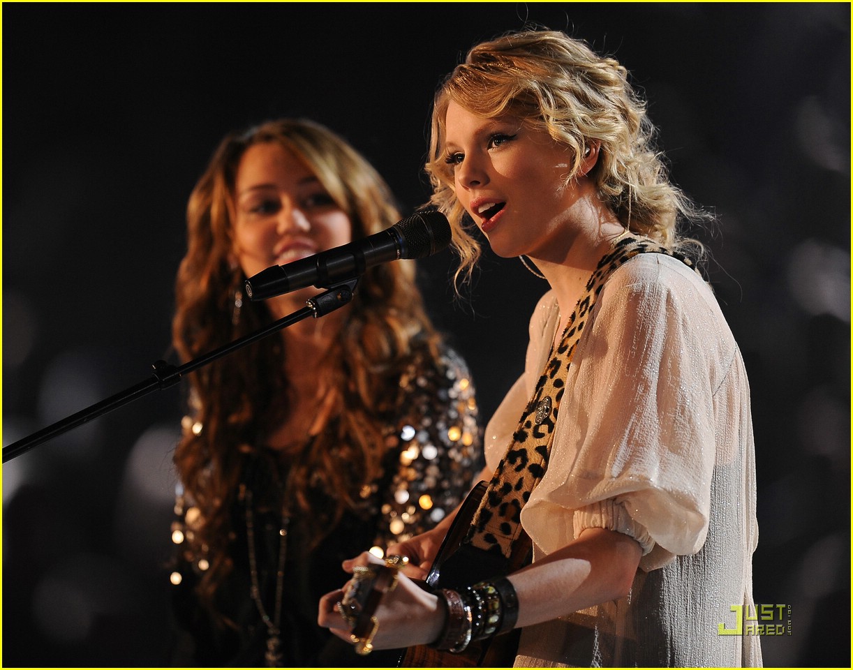 Miley Cyrus And Taylor Swift Turn Fifteen Photo 68471 Photo Gallery Just Jared Jr 5750