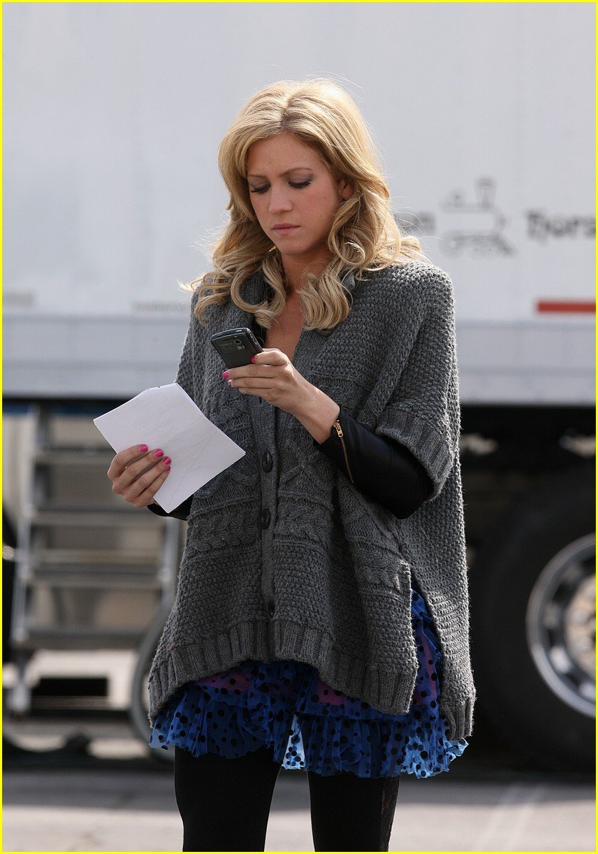 brittany snow lilly set pics 01