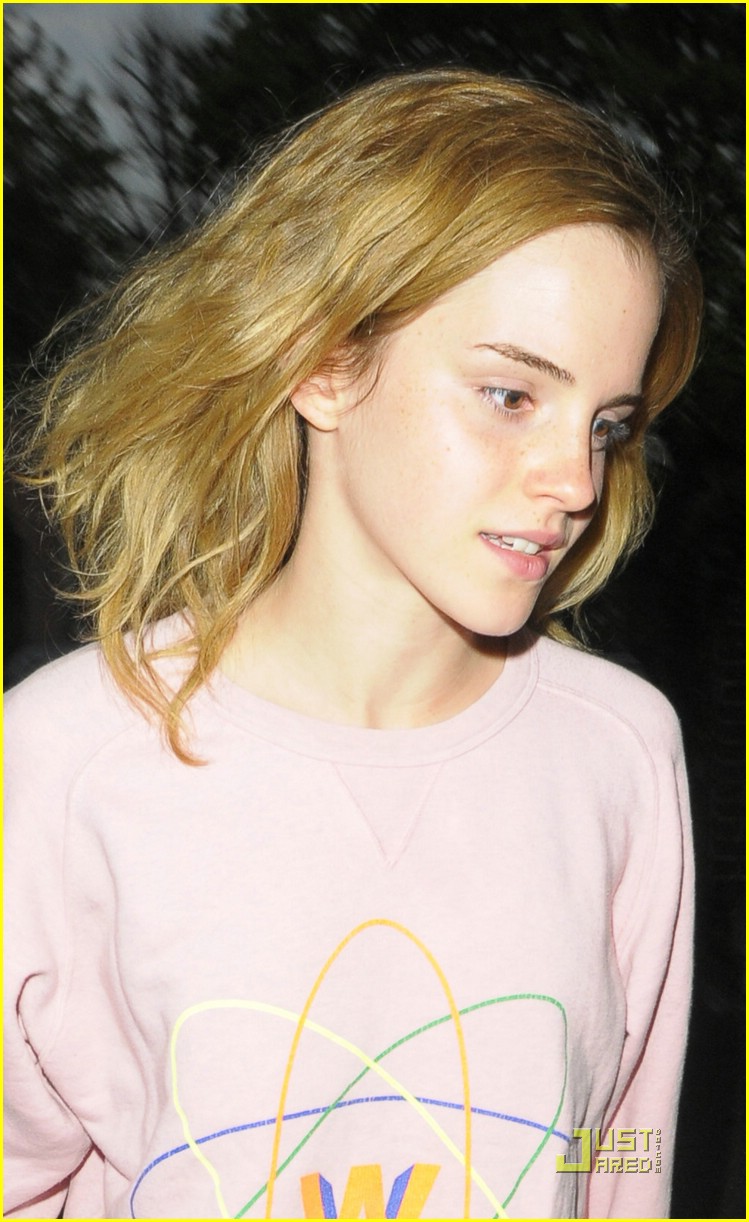 Emma Watson: Family Birthday Fun | Photo 131511 - Photo Gallery | Just