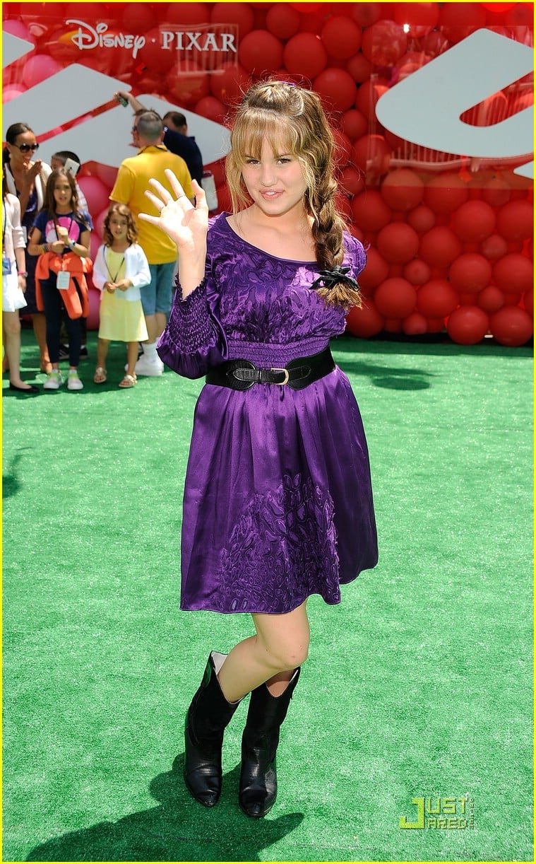 Full Sized Photo Of Debby Ryan Up Premiere 01 Debby Ryan Up In 3d Just Jared Jr 