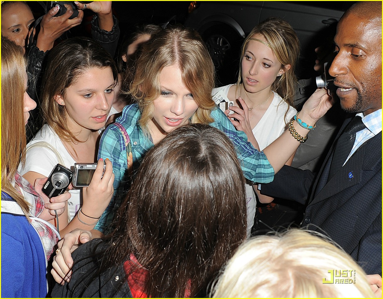 Taylor Swift is Shepherd's Bush Beautiful | Photo 154161 - Photo
