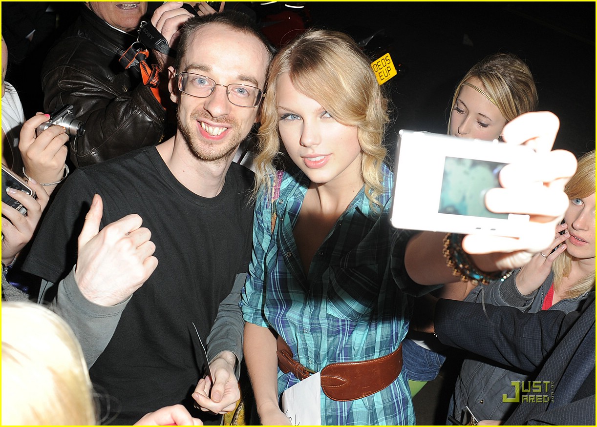 Taylor Swift is Shepherd's Bush Beautiful | Photo 154241 - Photo