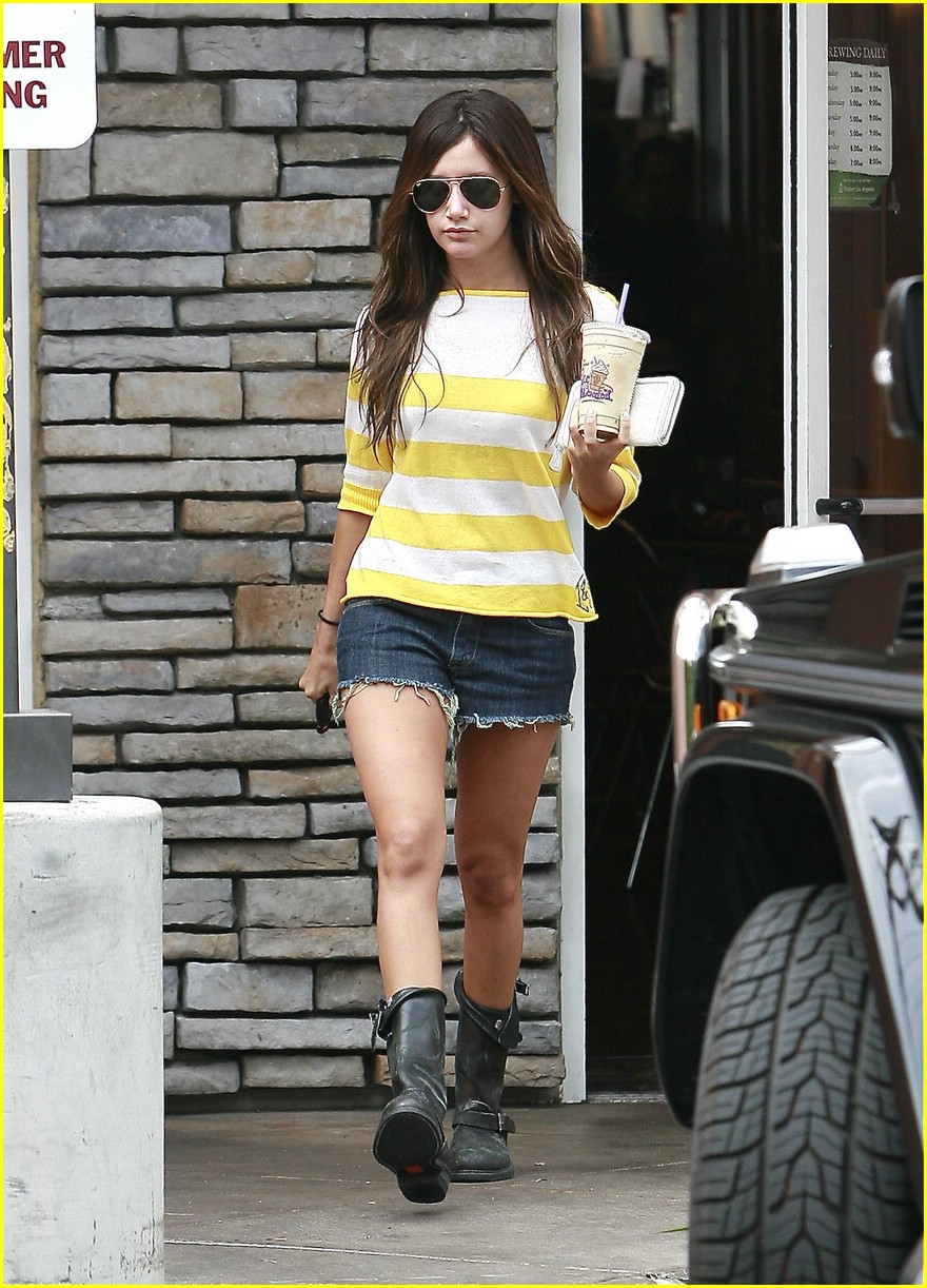 ashley tisdale coffee cool 03