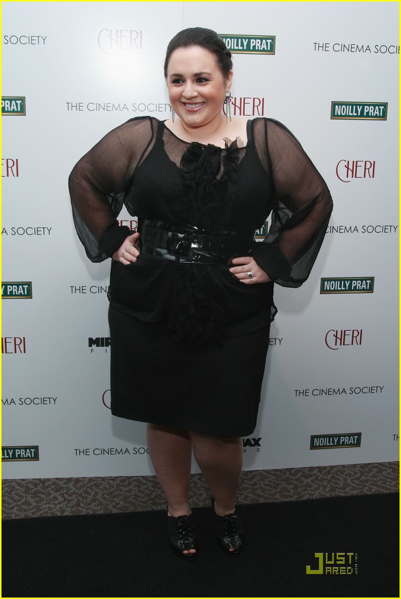 nikki blonsky cheri amour 02