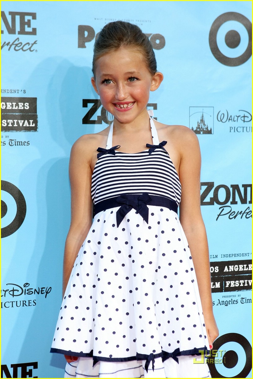 Noah Cyrus & Frankie Jonas Premiere Ponyo Photo 205721 Photo