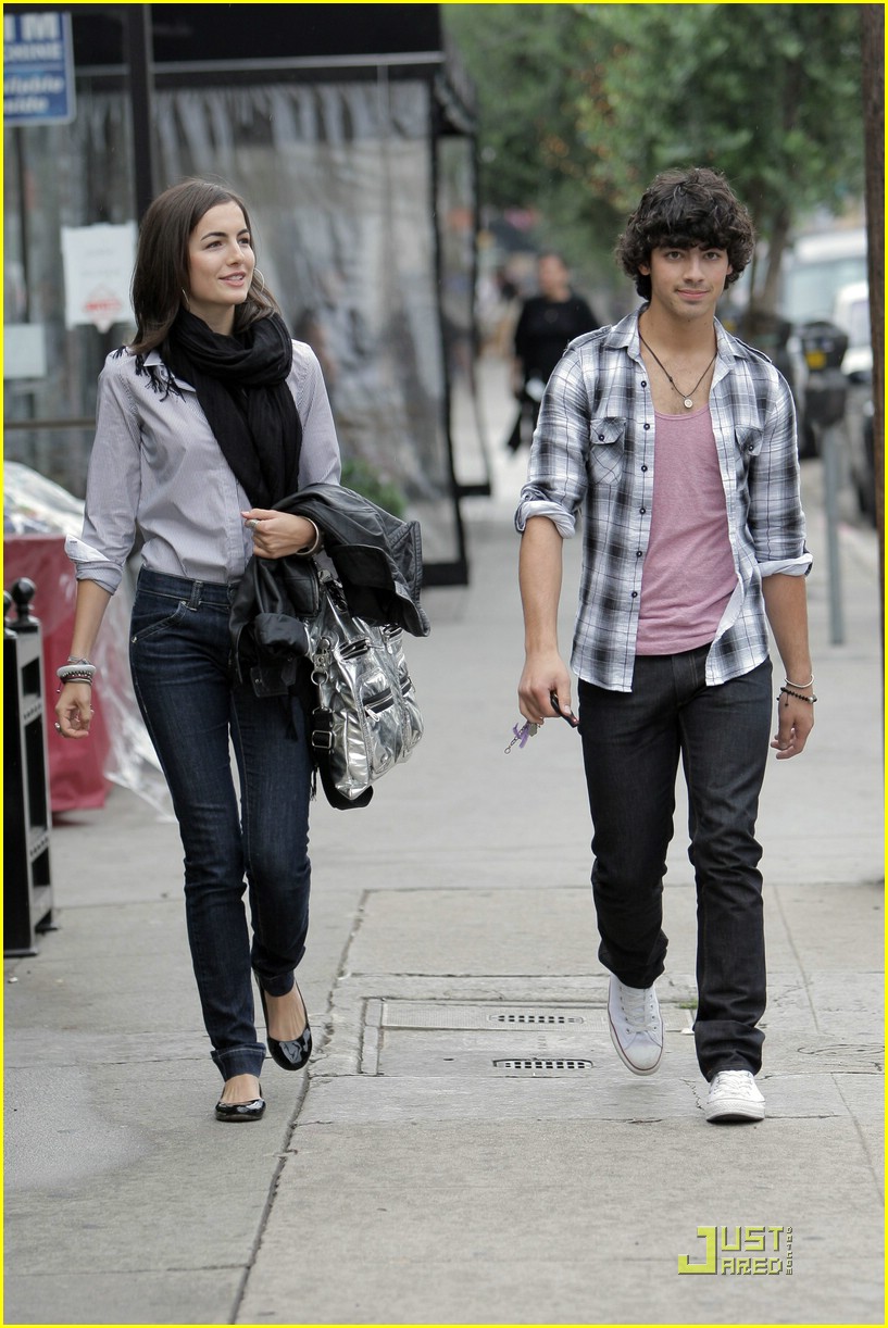 Joe Jonas & Camilla Belle Jubilant For Joan's Photo 179121 Photo