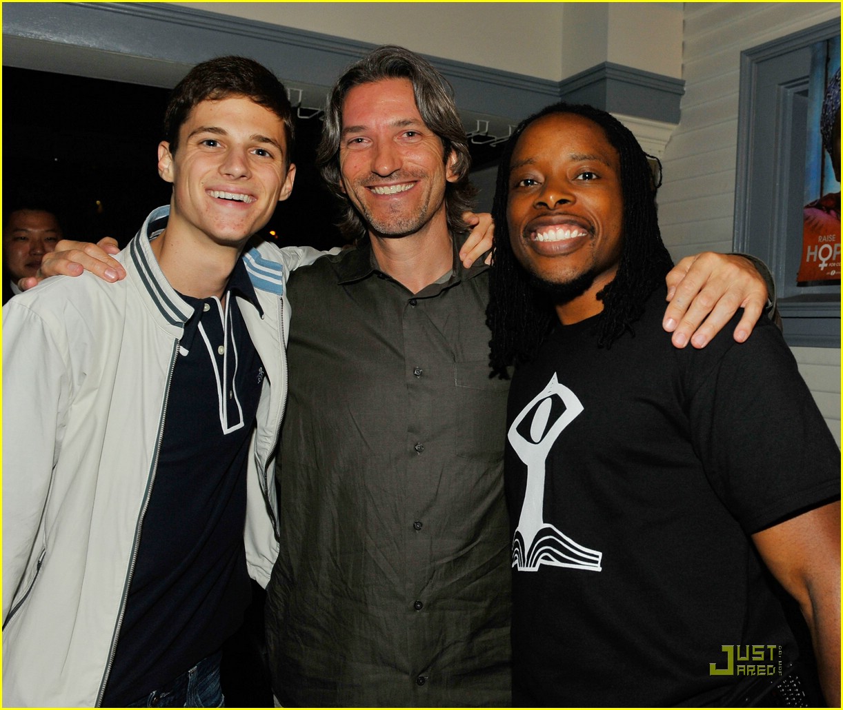 kan baumann daren kagasoff congo cast 07