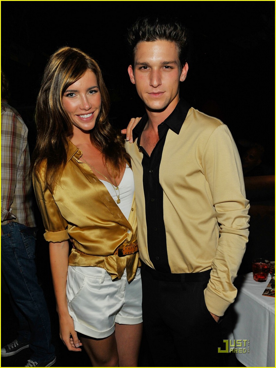 kan baumann daren kagasoff congo cast 09