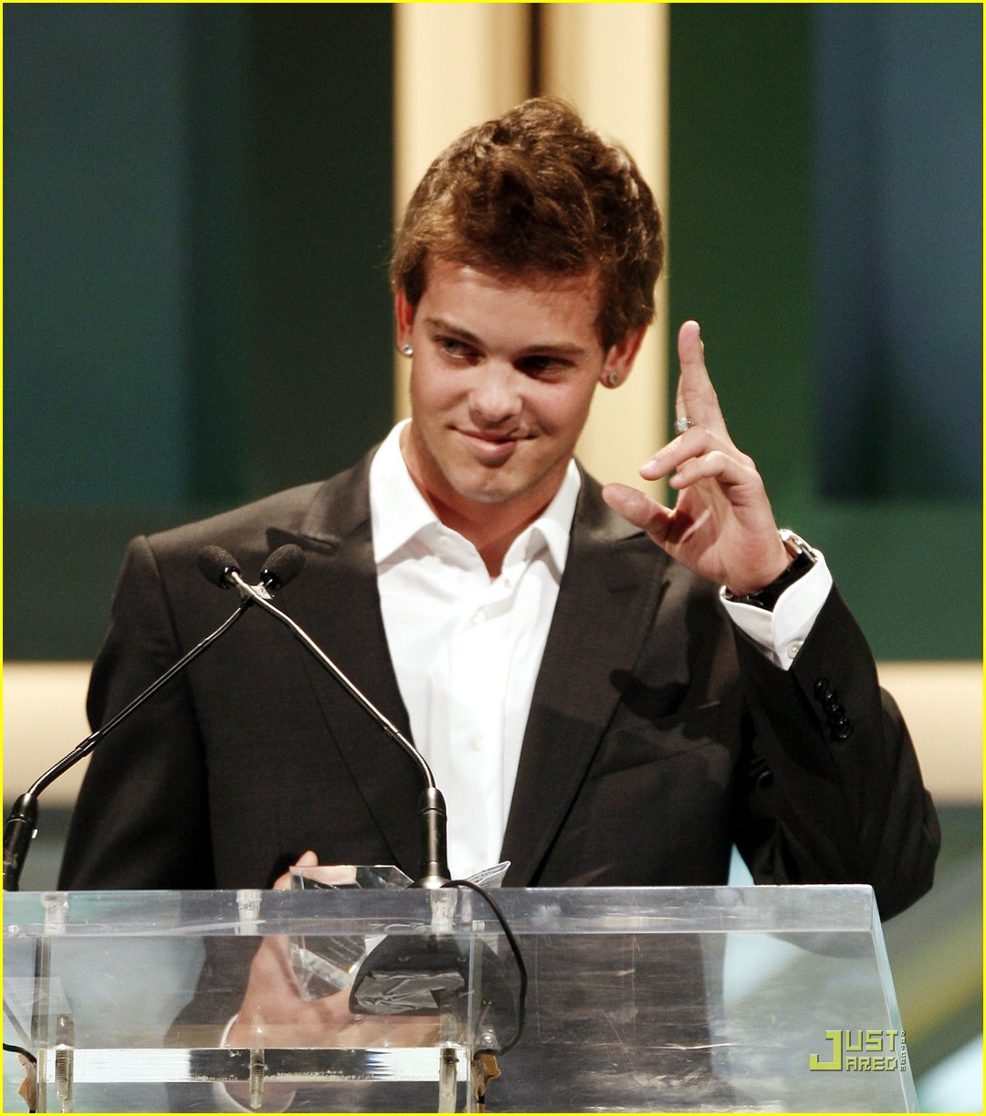 Ryan Sheckler Honored at Sports Spectacular Photo 185351 Photo