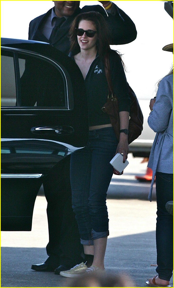 Kristen Stewart: Santa Monica Sassy | Photo 178391 - Photo Gallery