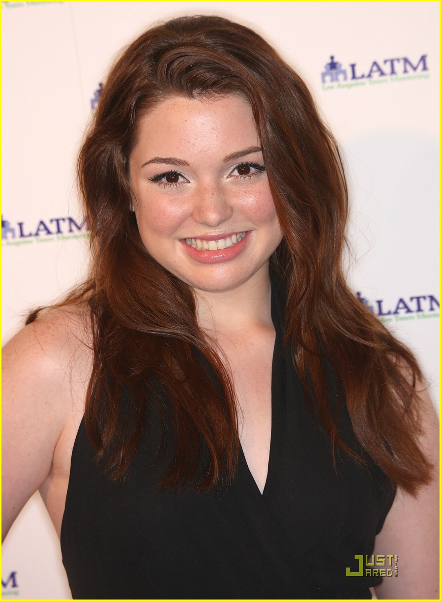 Jennifer Stone Is Soiree Sultry Photo 226181 Photo Gallery Just Jared Jr