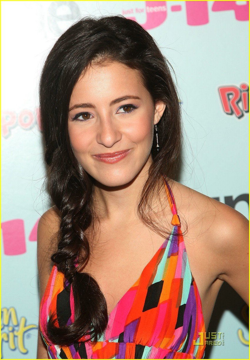 Tiffany Giardina Rocks Hard Rock Cafe Photo 222501 - Photo Gallery Just Jared Jr.