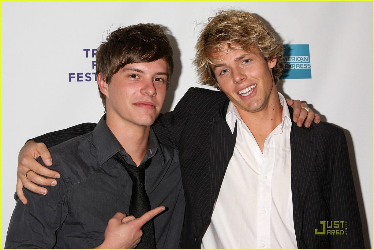 Xavier Samuel is Eclipse's Riley | Photo 219401 - Photo Gallery | Just