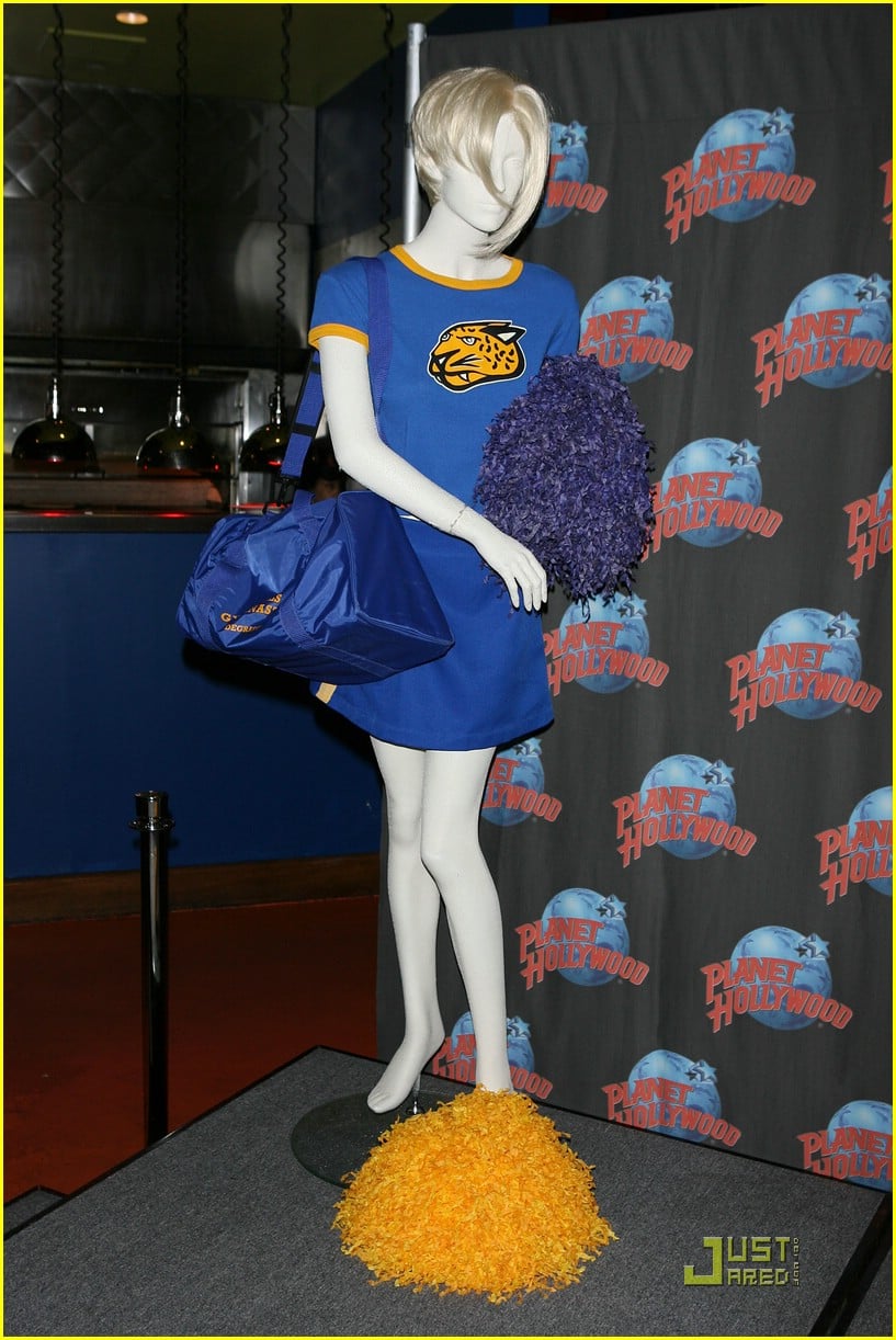 lauren collins planet hollywood 05