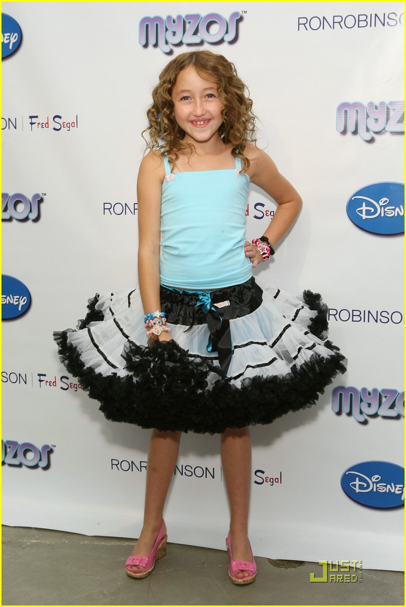 Noah Cyrus And Emily Grace Reaves Fred Segal Sweeties Photo 262601 Photo Gallery Just Jared Jr