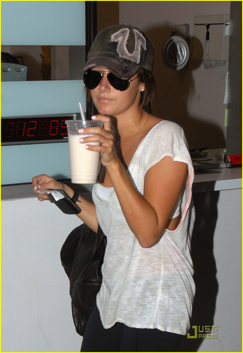 Full Sized Photo of ashley tisdale workout woman 04 | Ashley Tisdale is ...