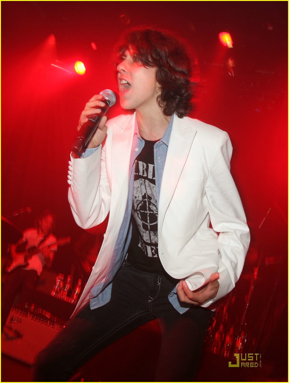 Full Sized Photo of nat alex wolff fillmore 07 | Nat & Alex Wolff Fire ...