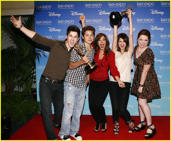 Selena Gomez & David Henrie: Emmy Reactions! | Photo 285101 - Photo