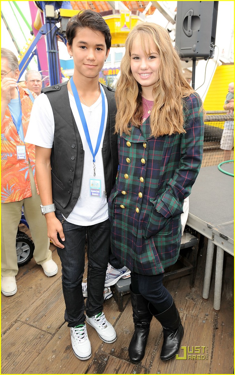 Debby Ryan And Booboo Stewart Party At The Pier Pals Photo 320201 Photo Gallery Just Jared Jr 