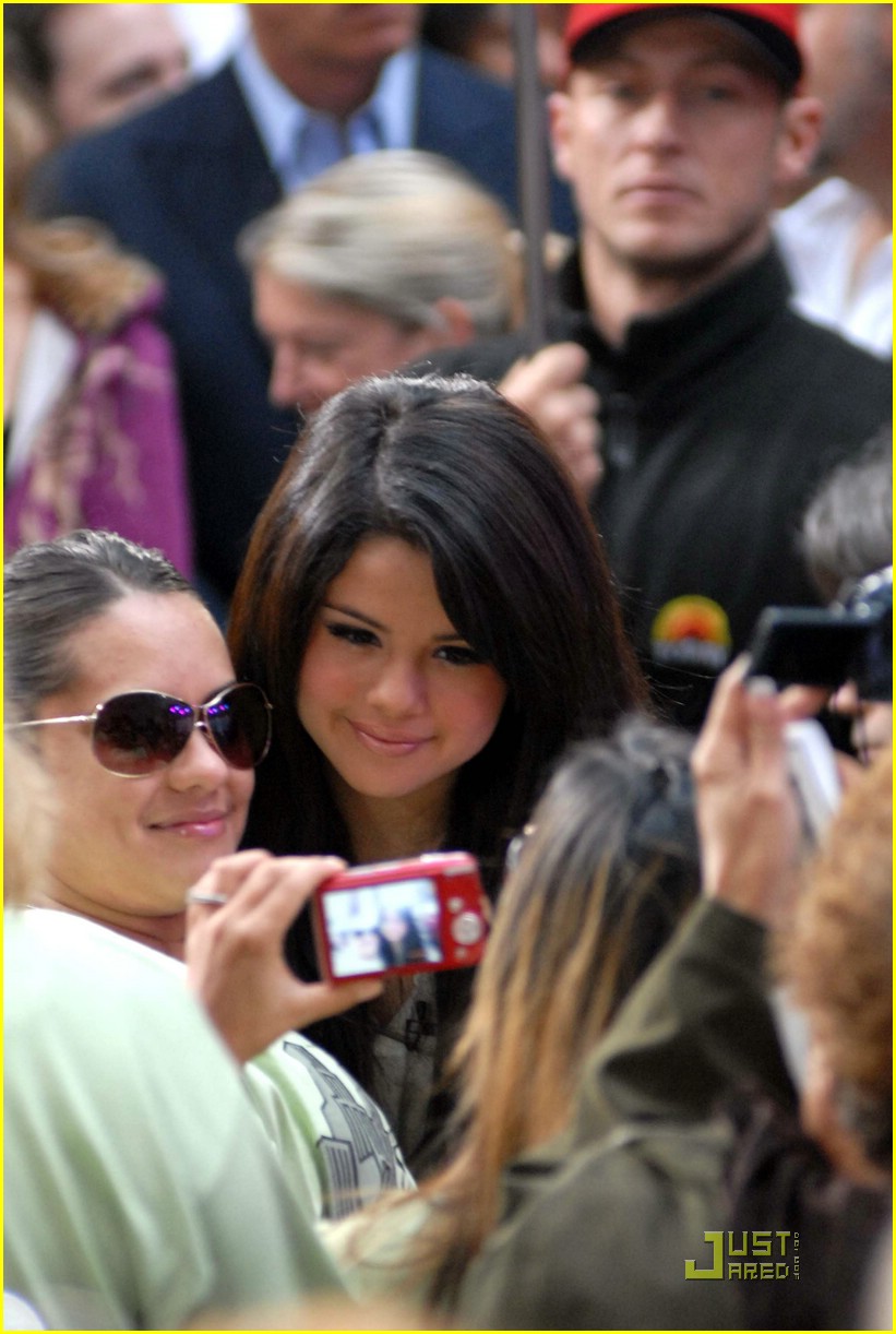 Selena Gomez is Today Show Terrific | Photo 306921 - Photo Gallery