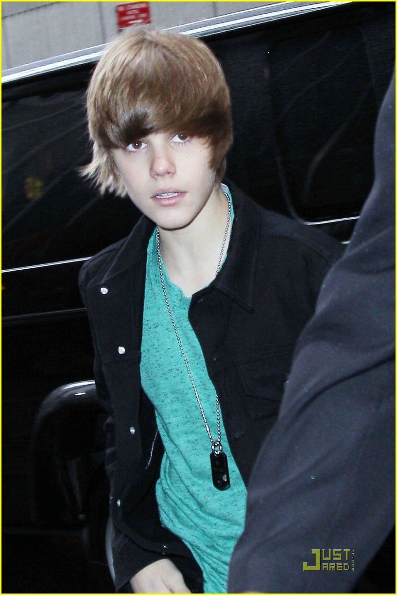 Justin Bieber: Rihanna Turned Me Down | Photo 349989 - Photo Gallery ...