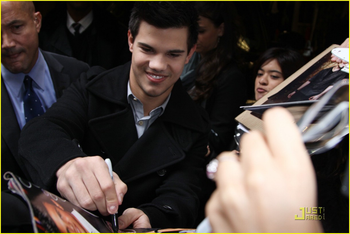 Taylor Lautner Is Having The Time Of His Life 