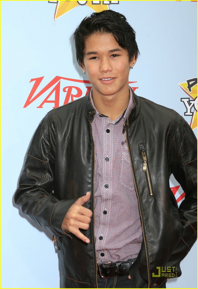 BooBoo Stewart Takes A Bite Out of JJJ | Photo 352088 - Photo Gallery ...