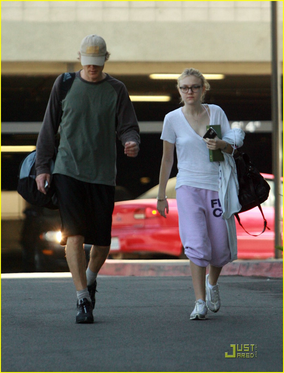 Dakota Fanning is a Gym Junkie | Photo 353314 - Photo Gallery | Just