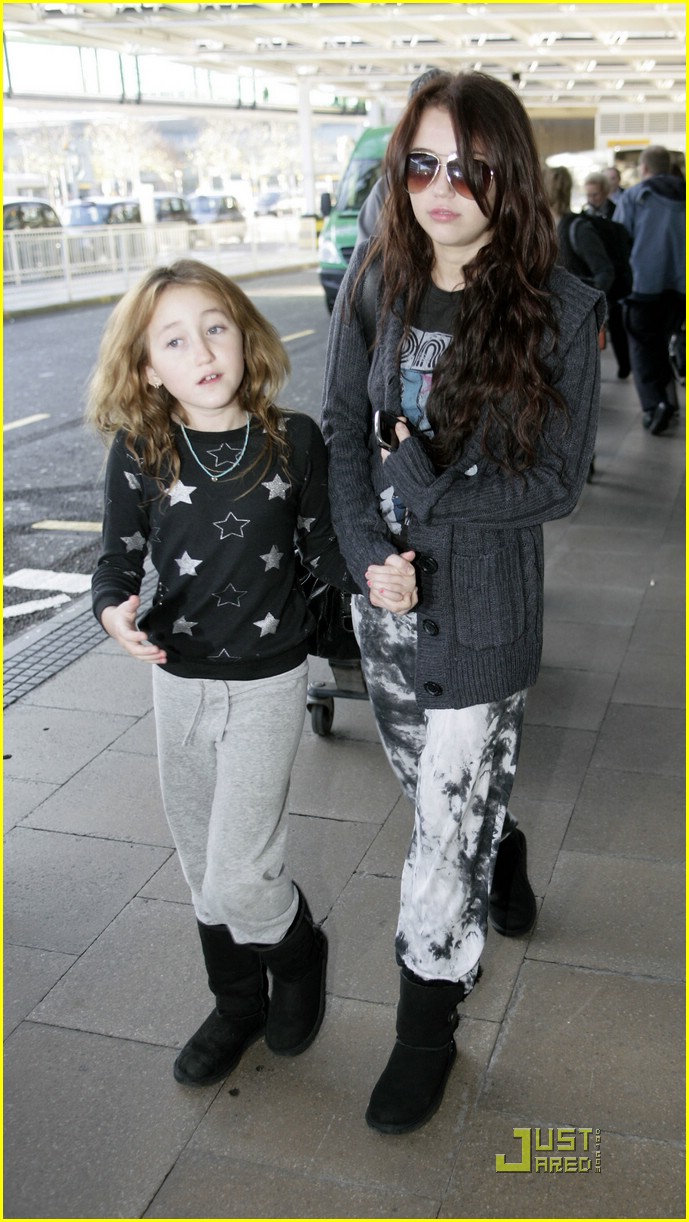 Miley & Noah Cyrus: London Ladies | Photo 351308 - Photo Gallery | Just ...