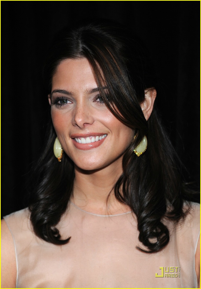 Ashley Greene is Dripping in Diamonds | Photo 354849 - Photo Gallery ...