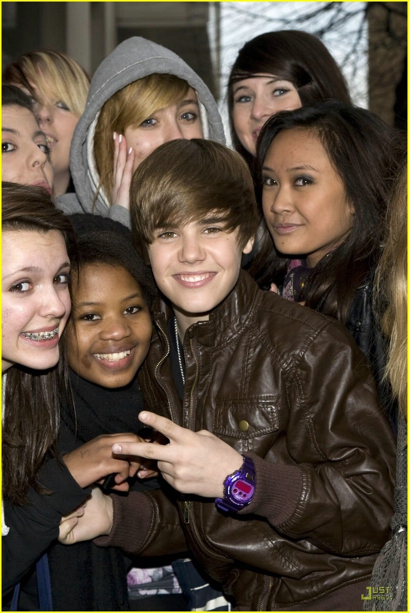 Justin Bieber Loves London Ladies Photo 355511 Photo Gallery Just