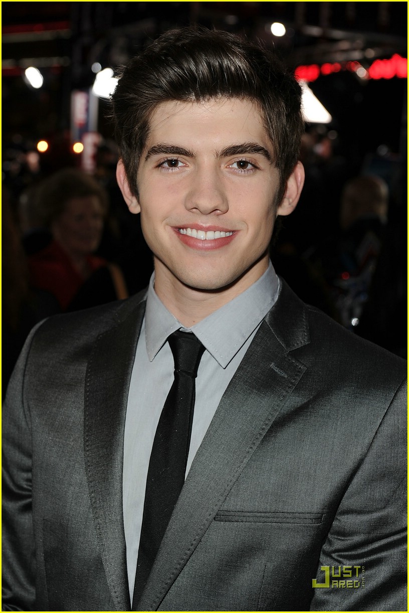 Full Sized Photo of carter jenkins vday premiere 07 Carter Jenkins