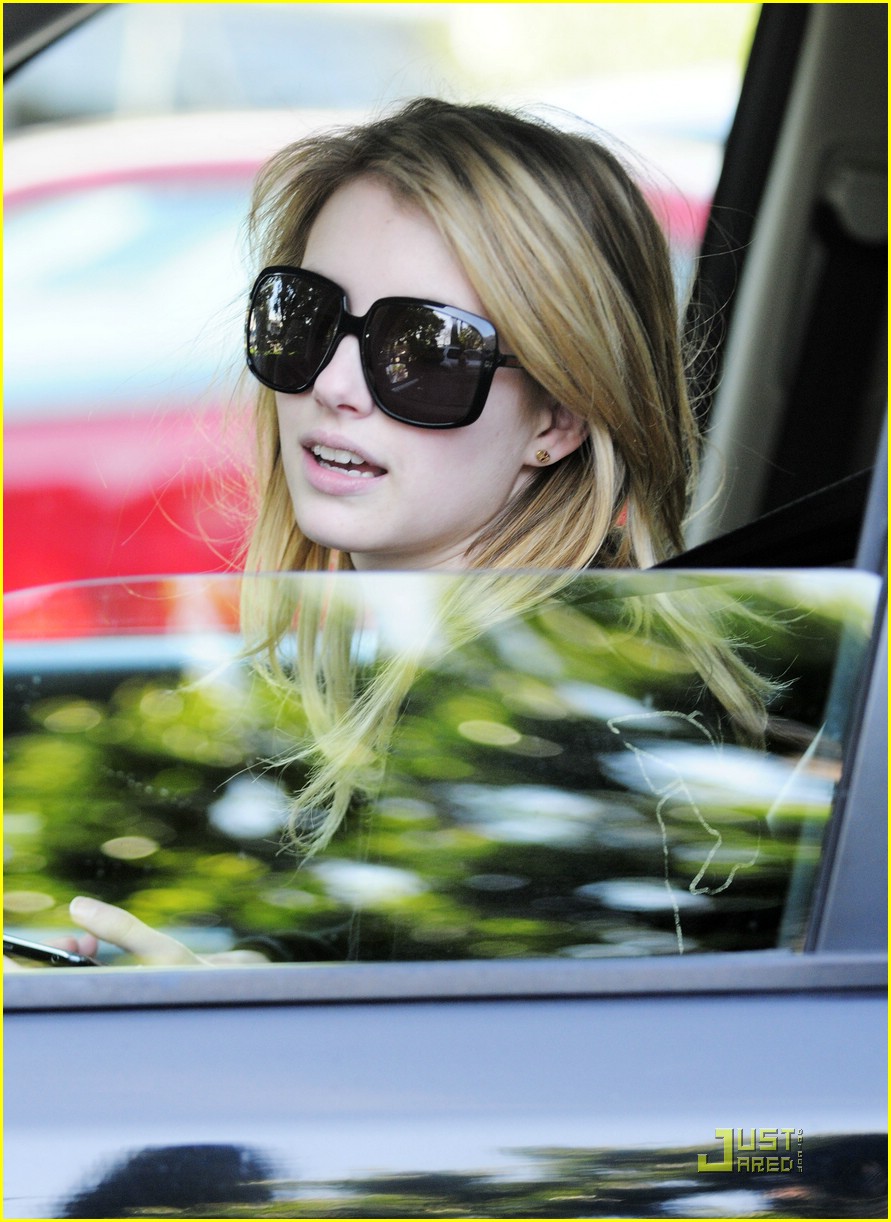 Full Sized Photo of emma roberts fred segal 07 | Emma Roberts Shops