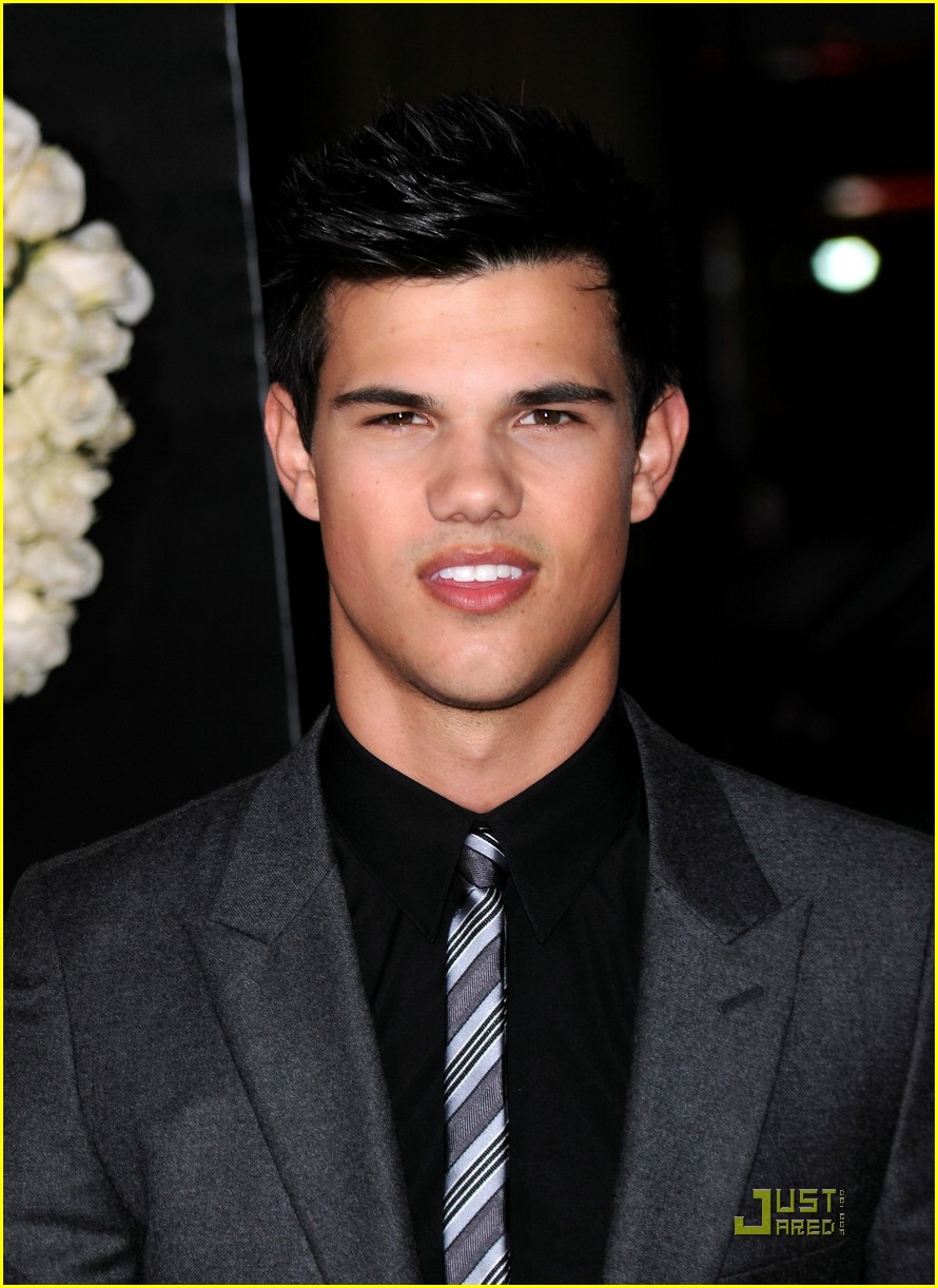 the valentines day taylor lautner