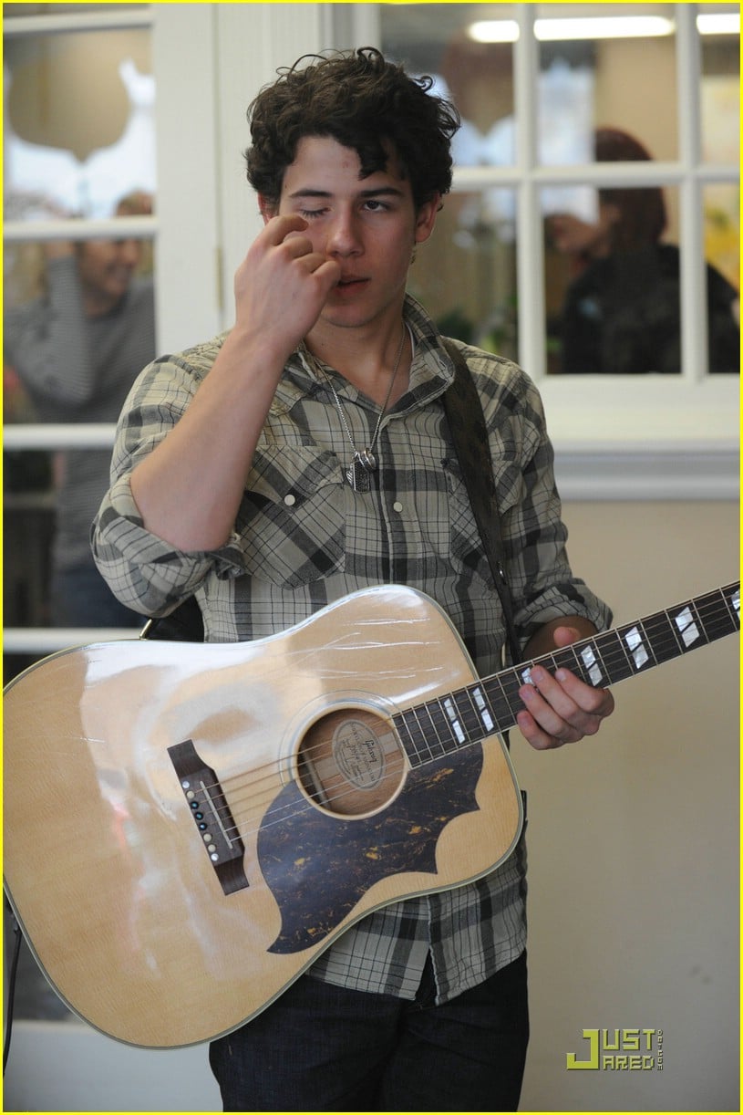 Nick Jonas Roses For My Fans! Photo 357393 Photo Gallery Just