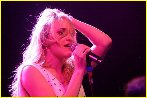 Emily Osment Pumps Up Irving Plaza | Photo 364275 - Photo Gallery ...