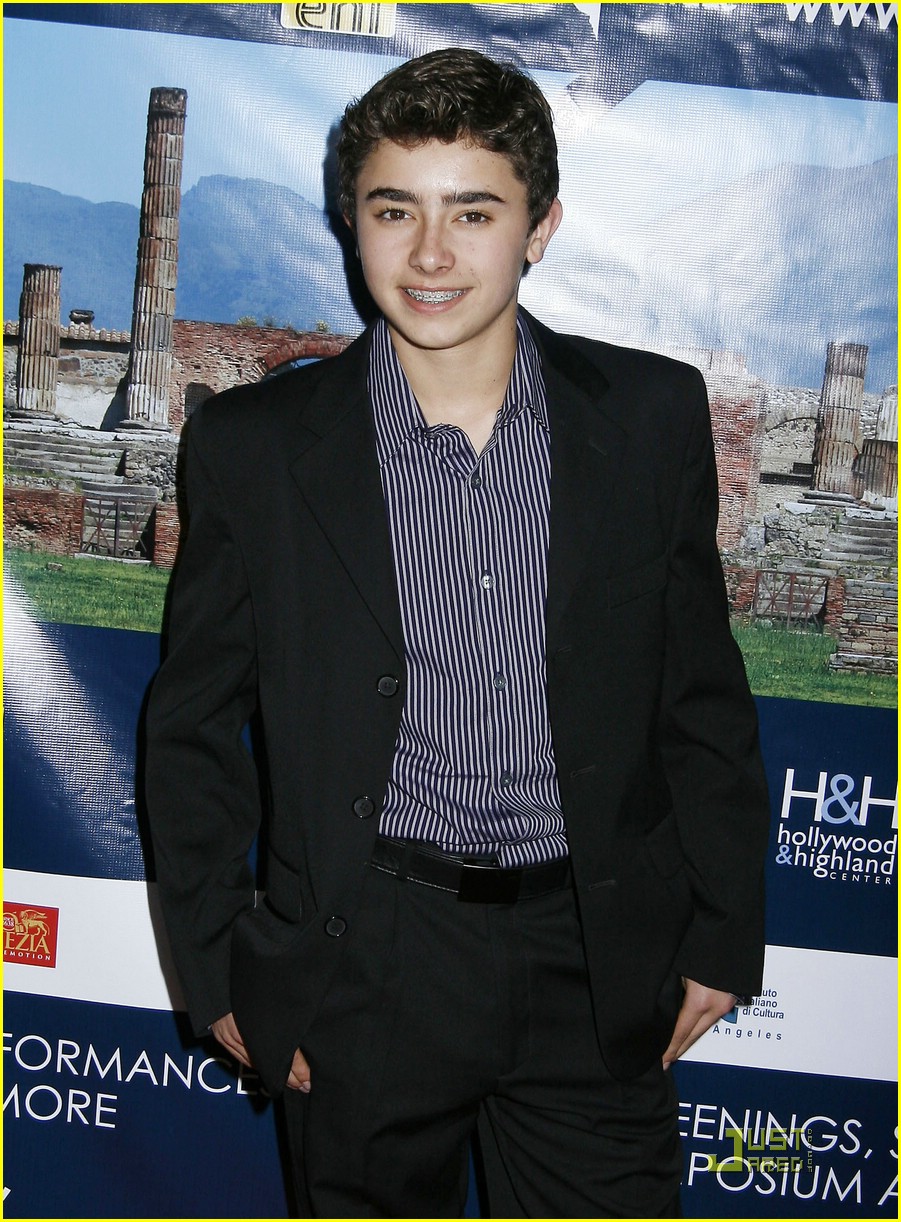 Jansen Panettiere Honors Andrea Bocelli | Photo 360692 - Photo Gallery