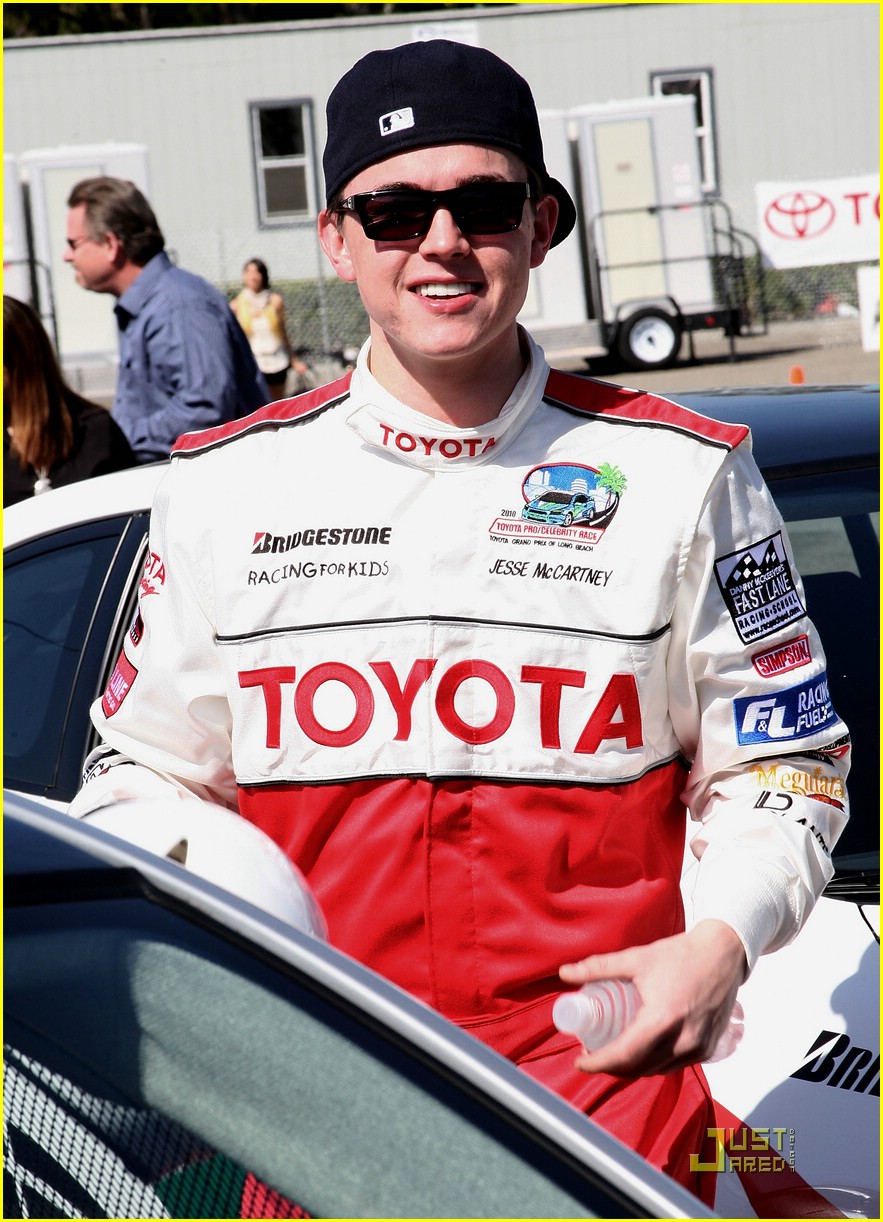 Happy Birthday, Jesse McCartney! | Photo 365754 - Photo Gallery | Just