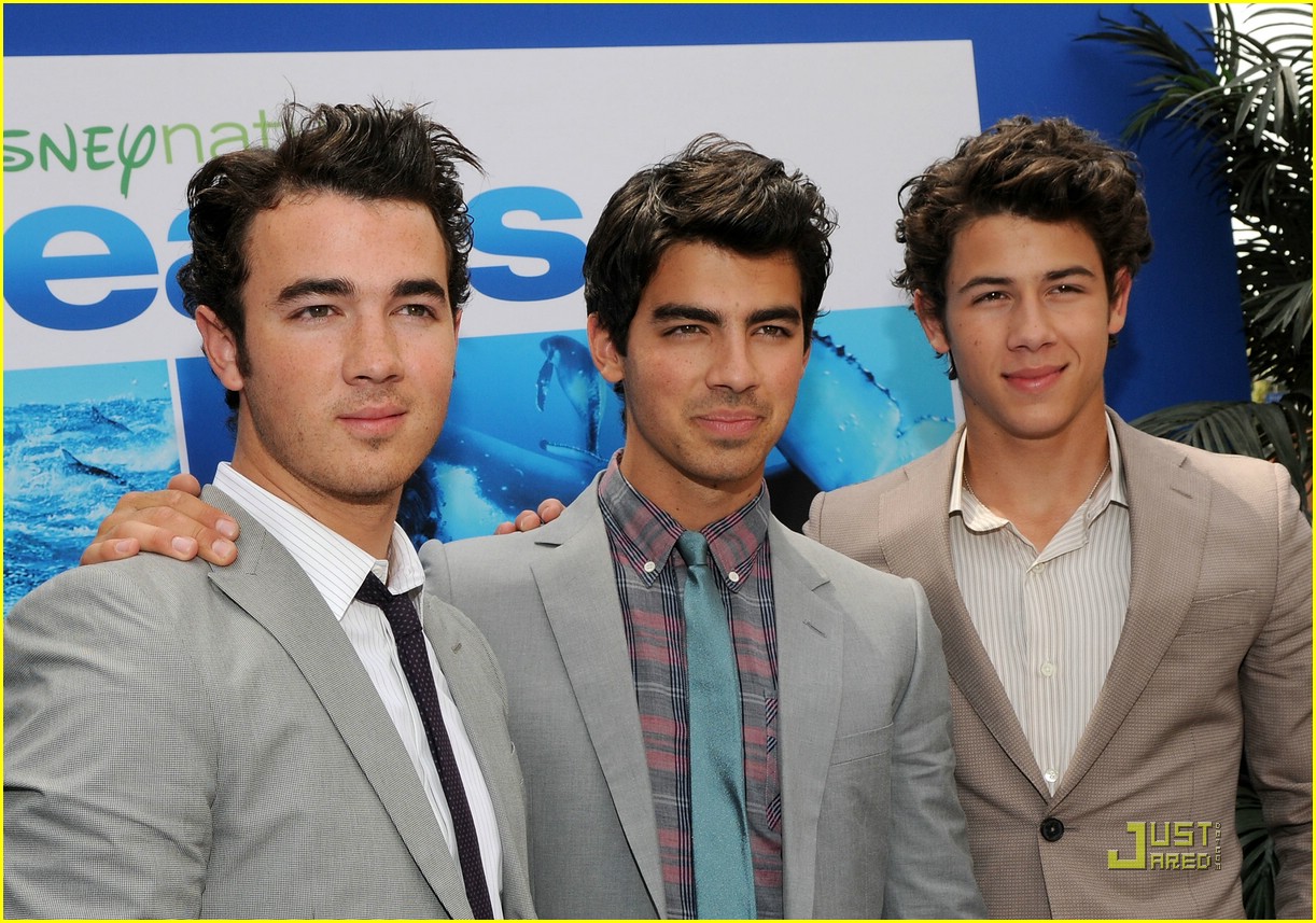 The Jonas Brothers: Oceans Outstanding 