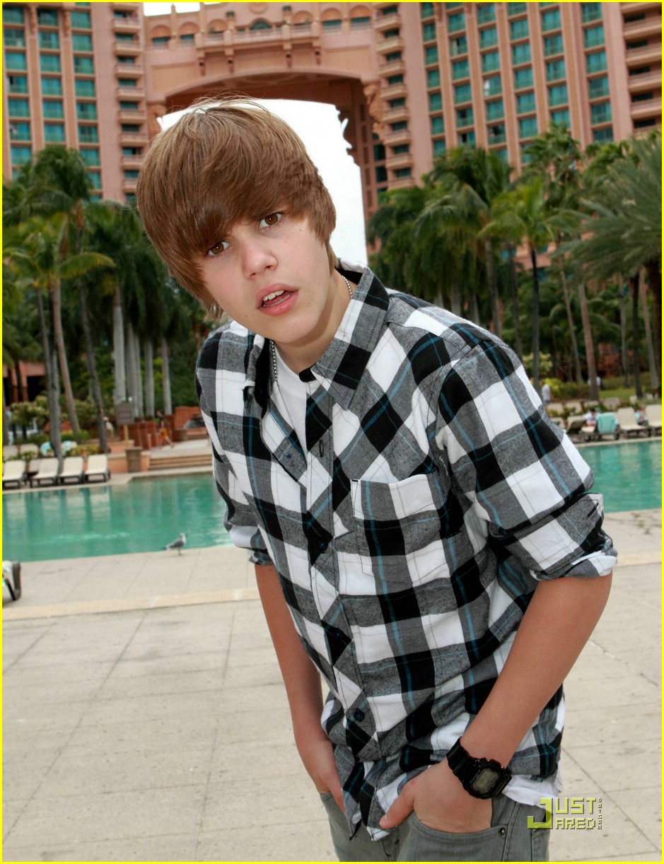 Full Sized Photo Of Justin Bieber Paradise Island 13 Justin Bieber