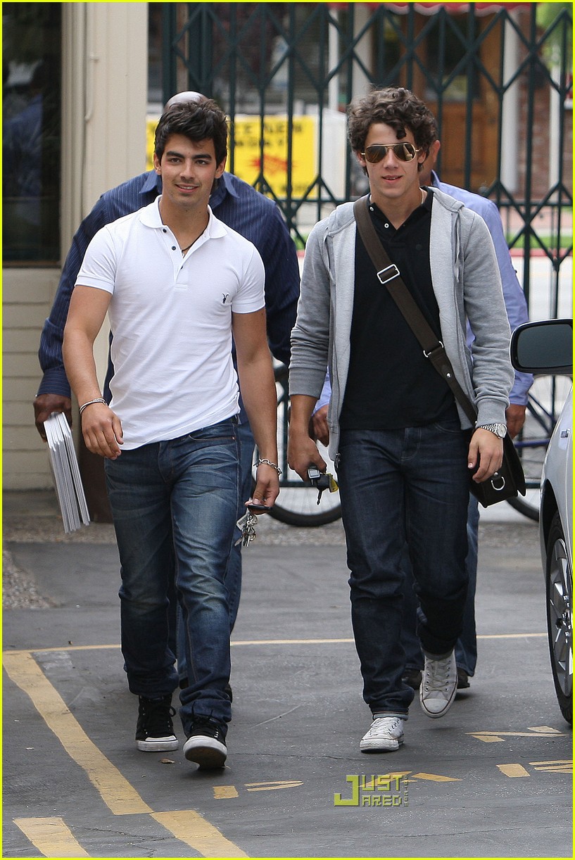 Joe & Nick Jonas Paty's Pair Photo 365989 Photo Gallery Just