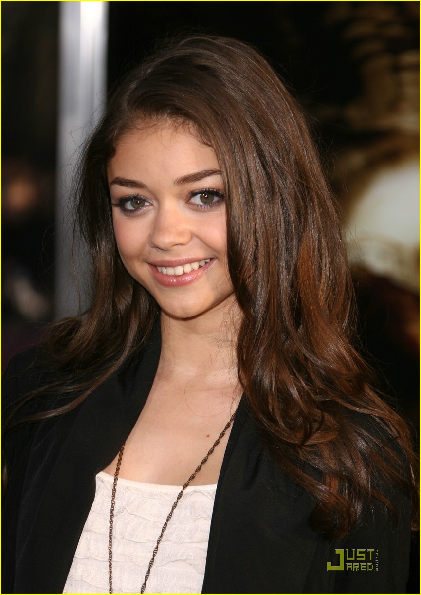 Sarah Hyland & Matt Prokop: Clash of the Titans Twosome | Photo 364797 ...