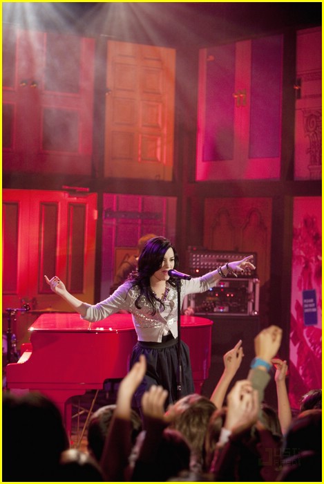 demi lovato sonny song 05