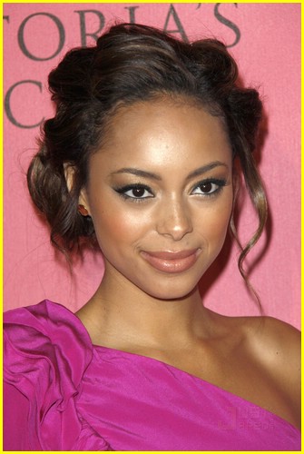 amber stevens vic secret party 06