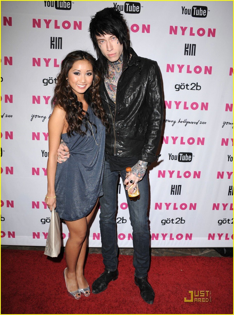 Brenda Song & Trace Cyrus Couple Up! | Photo 369779 - Photo Gallery ...