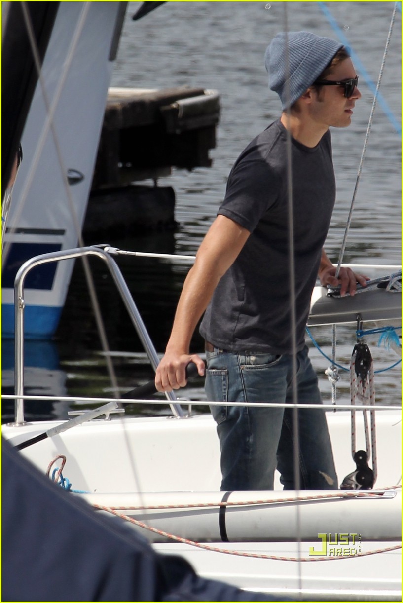 Zac Efron Come Sail Away! Photo 370471 Photo Gallery Just Jared Jr.