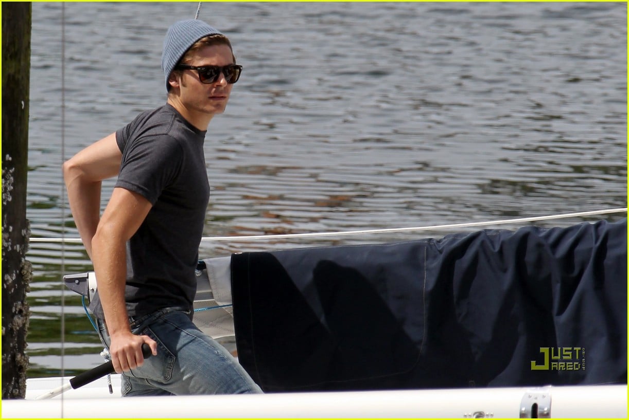 Zac Efron Come Sail Away! Photo 370473 Photo Gallery Just Jared Jr.