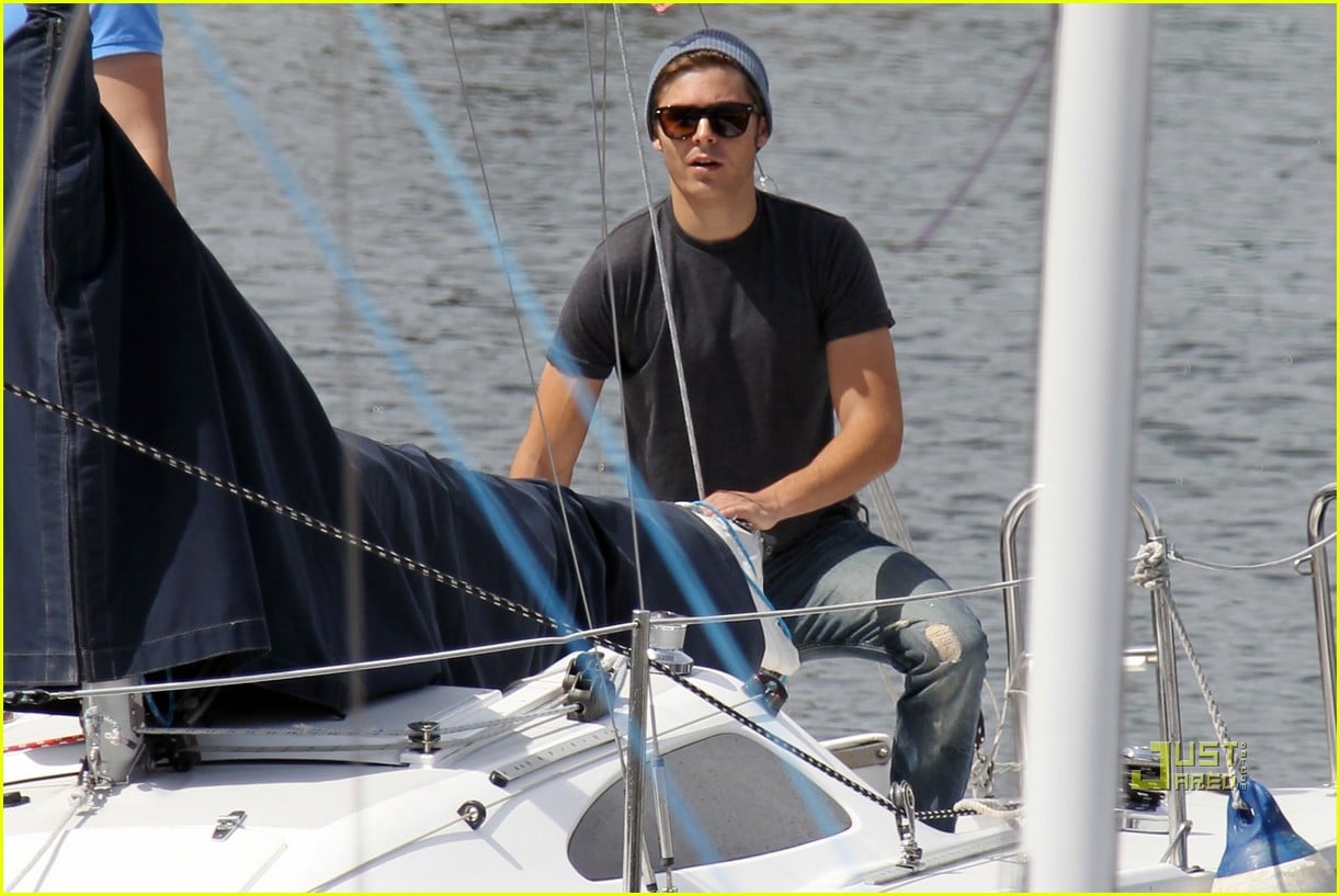 Zac Efron Come Sail Away! Photo 370481 Photo Gallery Just Jared Jr.