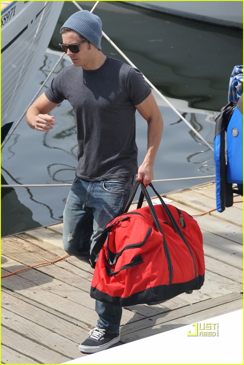 Zac Efron Come Sail Away! Photo 370484 Photo Gallery Just Jared Jr.