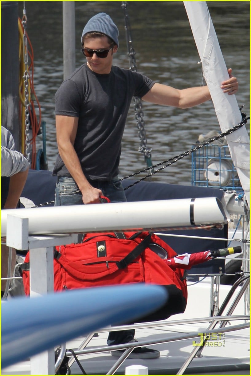 Zac Efron Come Sail Away! Photo 370488 Photo Gallery Just Jared Jr.